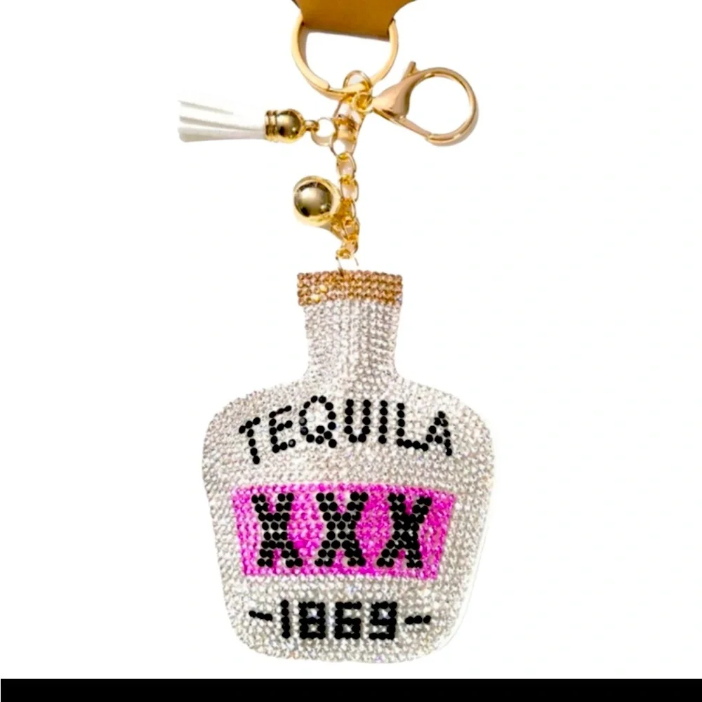 🆕Bling Rhinestone Tequila charm - Picture 1 of 3